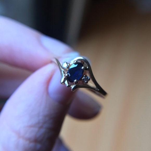 Antique 14K Sapphire Diamond Solid Gold Ring - Picture 12 of 15